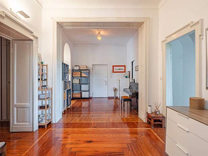 Appartamento con 5 locali in affitto in Via Giacomo Leopardi, Vincenzo Monti, Milano