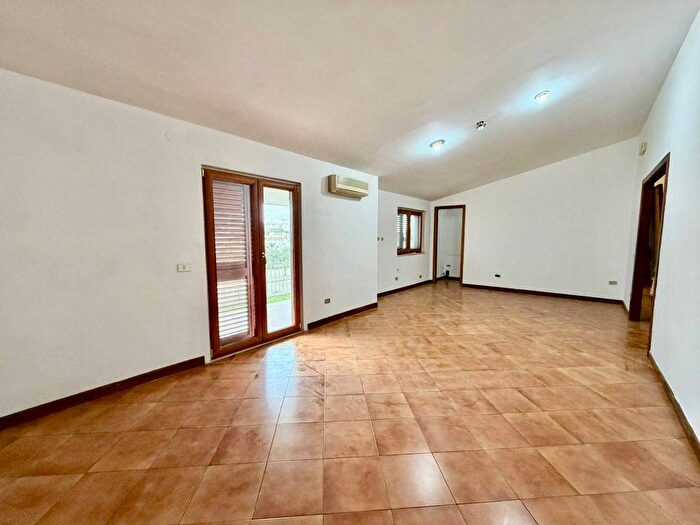 Appartamento trilocale in affitto in Via Europa, Centro, San Giuseppe Vesuviano