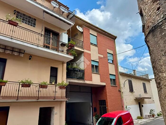 Appartamento quadrilocale in vendita in Via Cristoforo Colombo, Sonnino