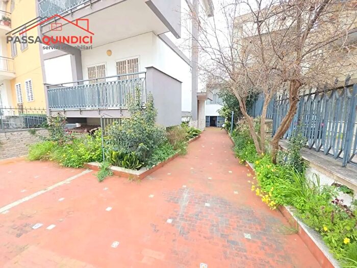 Appartamento con 5 locali in vendita in Via Cesare Battisti, Triggiano