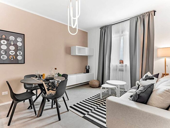 Appartamento bilocale in affitto in Via Leone Tolstoj, Tripoli Soderini, Milano