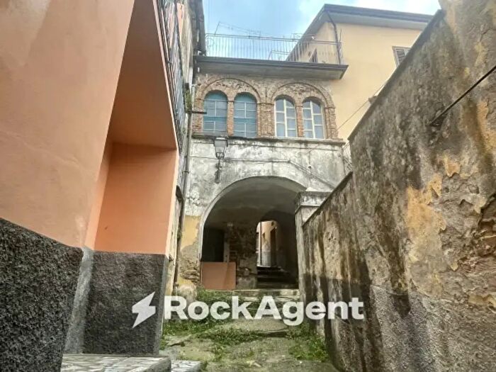Appartamento trilocale in vendita in Vicolo Caruso, Altavilla Silentina