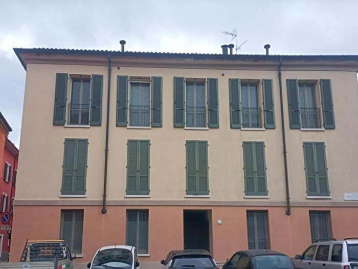 Appartamento bilocale in affitto in Piazzetta Ugo Gualazzini, Centro, Cremona