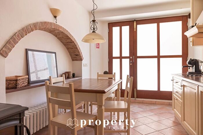 Casa quadrilocale in vendita in Via Ciro Menotti, Ripatransone