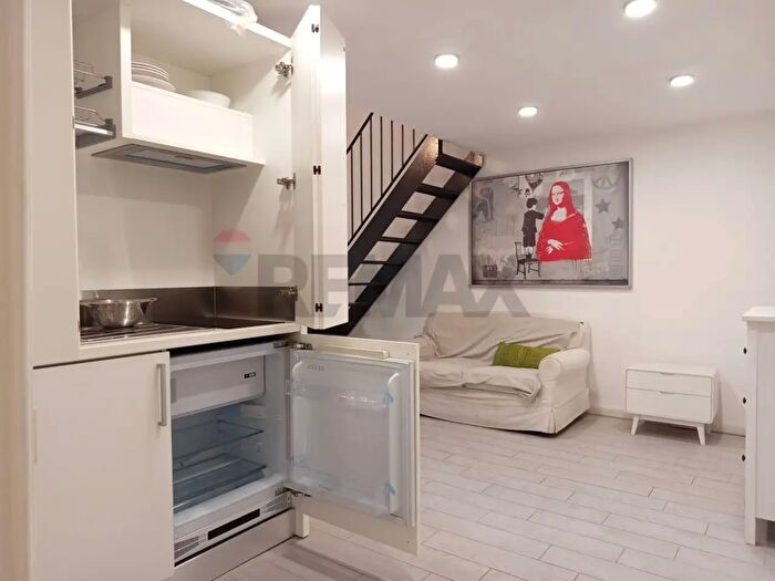 Appartamento bilocale in affitto in Viale Giulio Cesare, Roma