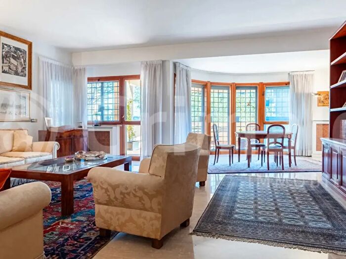 Appartamento quadrilocale in vendita in Via Riccardo Forster, Roma