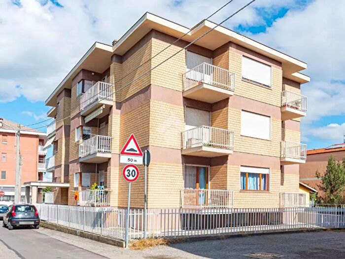 Appartamento bilocale in vendita in Via Canavere, Cirie'