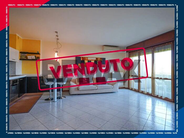 Appartamento bilocale in vendita in Via dei Tigli, Osio Sotto