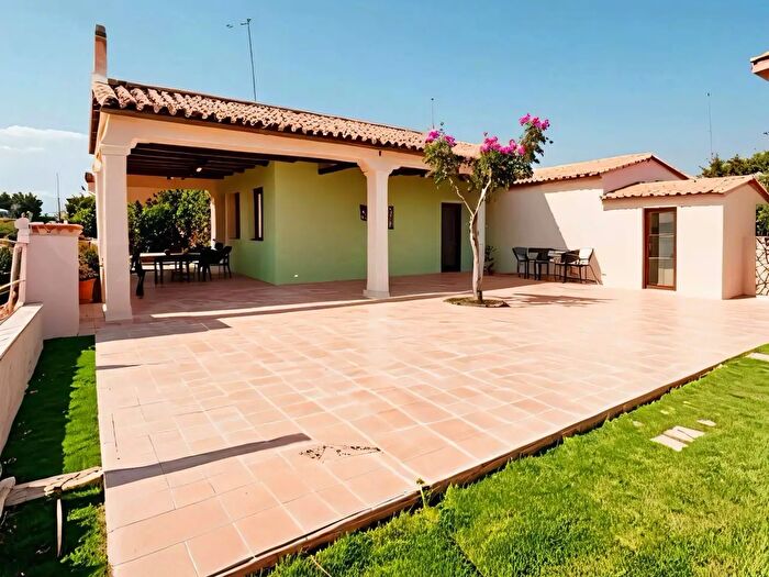 Casa quadrilocale in vendita in Granelli, Pachino