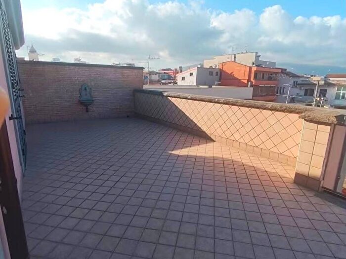 Appartamento bilocale in affitto in Piazza Mercato, Centro, Pomigliano d'Arco