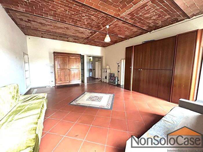 Appartamento trilocale in affitto in Piazza San Domenico, Centro Storico Duomo, Prato
