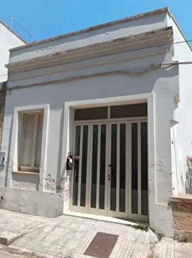 Casa monolocale in vendita in Via Lizzanello, Lizzanello