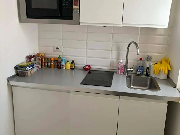 Appartamento monolocale in affitto in Via Savona, Milano