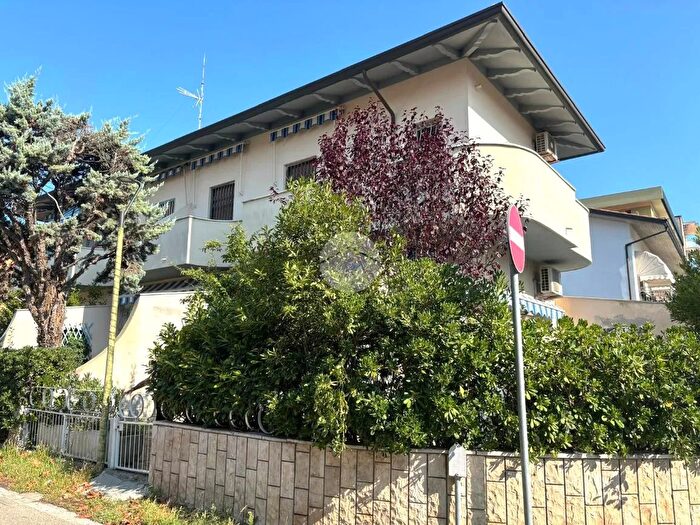 Appartamento bilocale in vendita in Via Cellini, Cesenatico