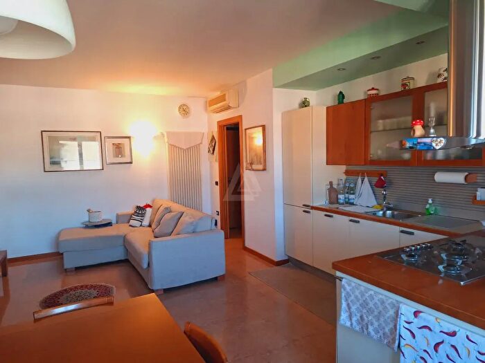 Appartamento trilocale in vendita in Via Forche, Castelfranco Veneto