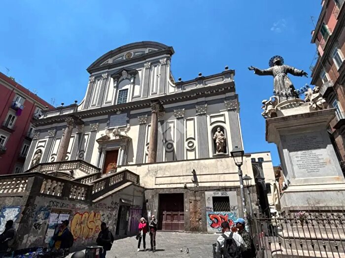 Appartamento quadrilocale in vendita in Fondaco San Paolo, Napoli