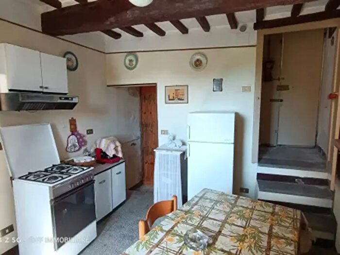 Casa quadrilocale in vendita in Strada Faleriense a Monte, Falerone