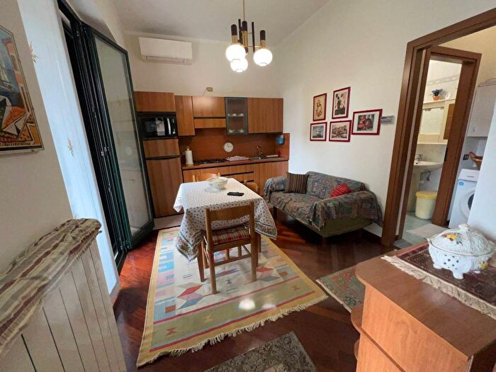 Appartamento monolocale in affitto in Via Novembre, Uboldo