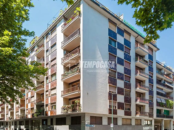 Appartamento con 5 locali in vendita in Corso Carlo E nello Rosselli, Torino