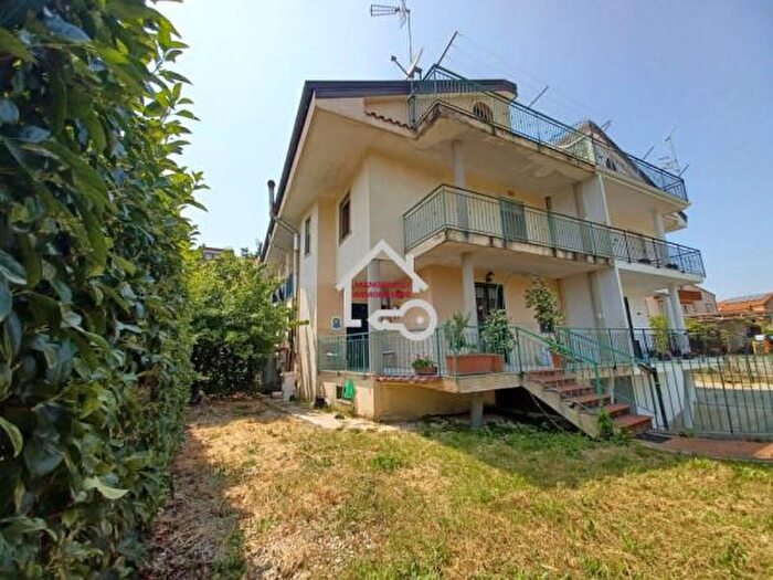 Casa con 6 locali in vendita in Via Vigne, Castelnuovo Cilento