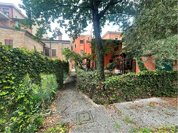 Casa trilocale in affitto in Centro Storico, Ferrara