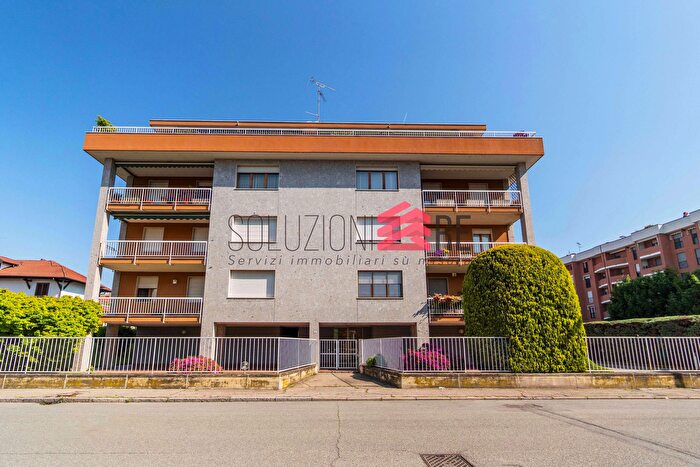 Appartamento quadrilocale in vendita in Via Juvarra, Novara