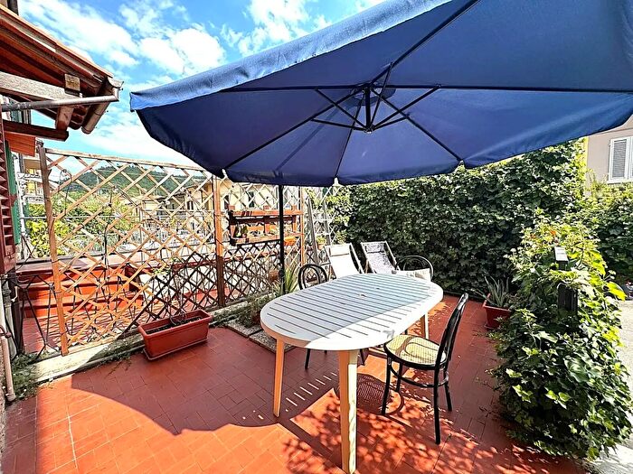 Casa quadrilocale in vendita in Piazza del Comune, Vaiano