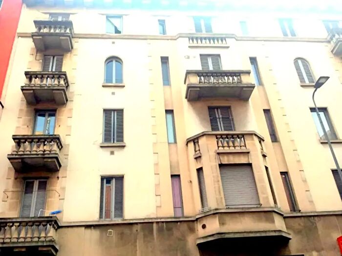 Appartamento trilocale in affitto in Via delle Forze Armate, Milano