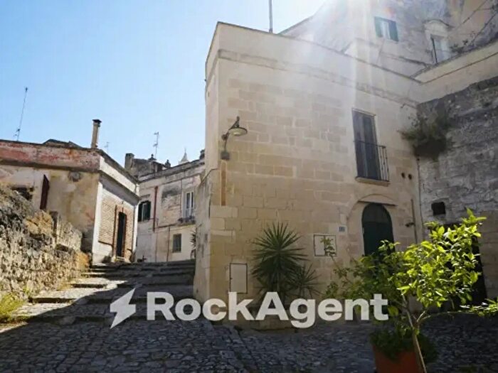 Casa trilocale in vendita in Via San Vito, Matera