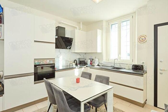 Appartamento bilocale in vendita in Via Stefano Ussi, Milano