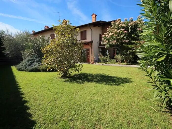 Casa quadrilocale in vendita in Viale Papa Giovanni XXIII, Treviolo