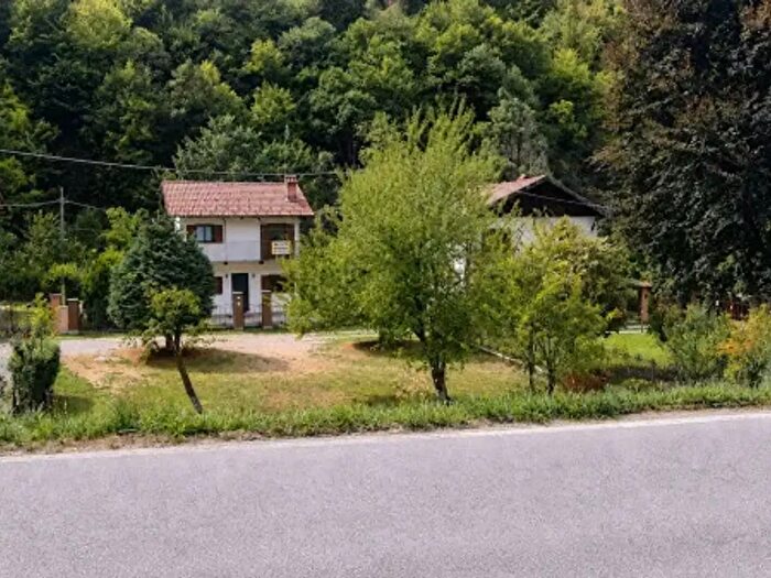 Casa trilocale in vendita in Frazione Vigna, Chiusa Di Pesio
