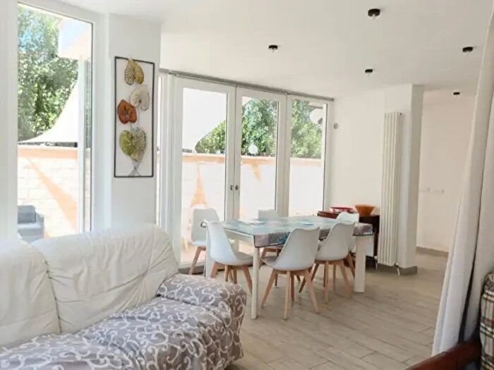 Casa quadrilocale in vendita in Viale Giuseppe Verdi, Fiumicino