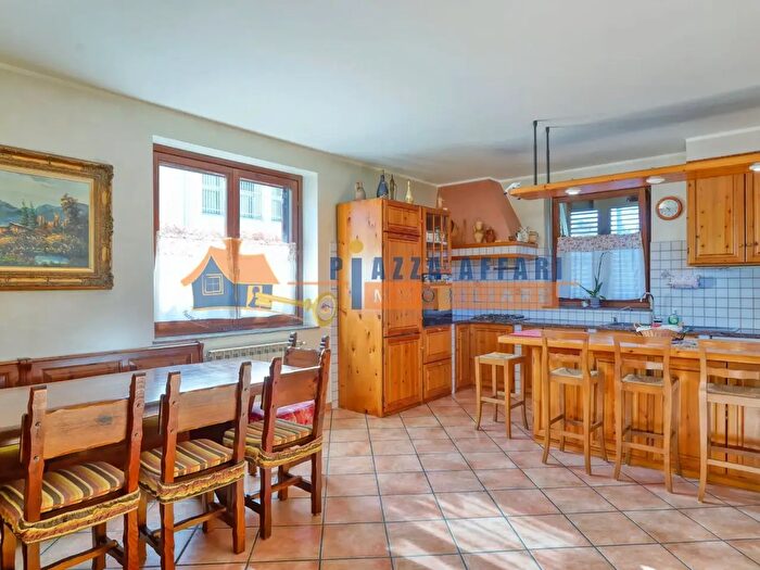 Case in Vendita e in Affitto - 3