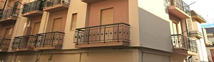 Appartamento con 6 locali in vendita in Santeramo In Colle