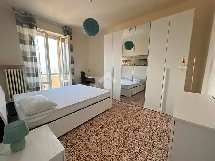 Appartamento trilocale in affitto in Via Pestalozzi, Perugia