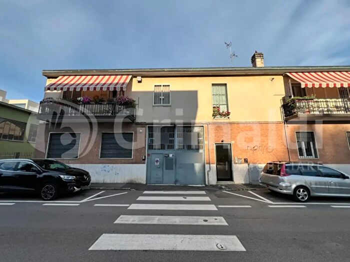 Appartamento bilocale in vendita in Via Monte Rosa, Rozzano