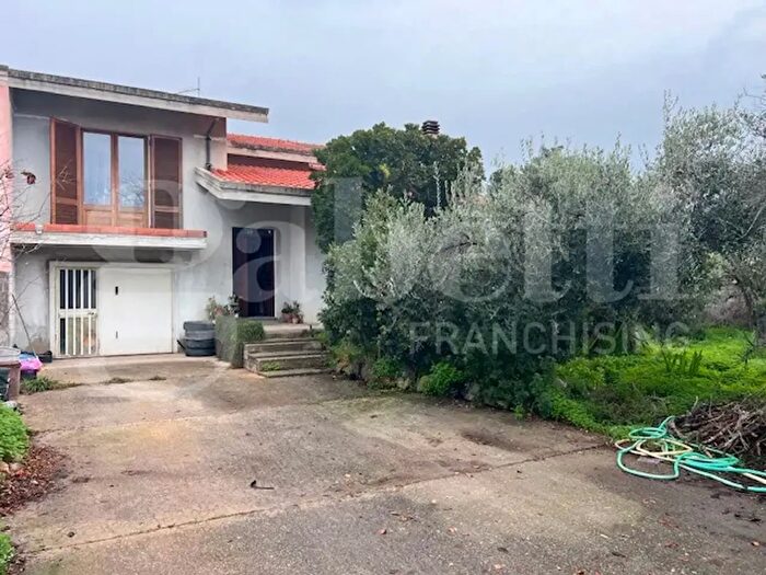 Casa con 5 locali in vendita in Via Leopardi, Cabras