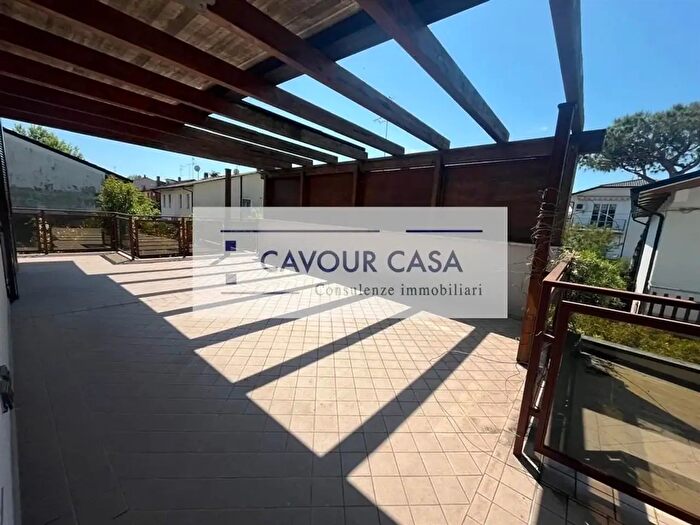 Appartamento trilocale in vendita in Via Garibaldi, Ravenna