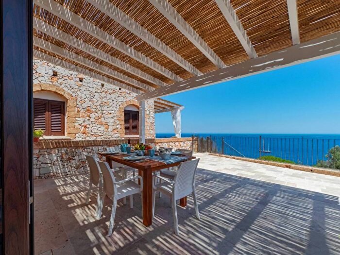 Casa trilocale in affitto in SP, Gagliano del Capo