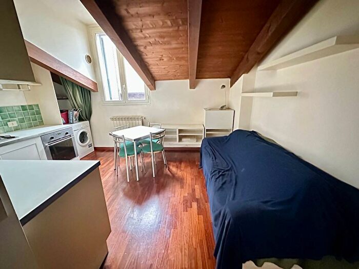 Appartamento bilocale in affitto in Viale Tibaldi, Pezzotti Meda, Milano