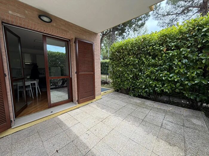 Appartamento trilocale in vendita in Via delle Brecce Bianche, Ancona