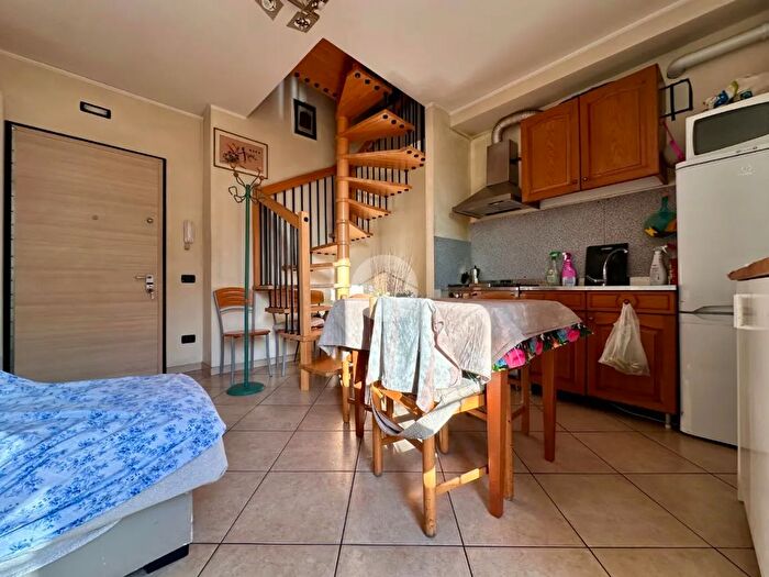 Appartamento trilocale in vendita in Via Vittorio Veneto, Ospitaletto