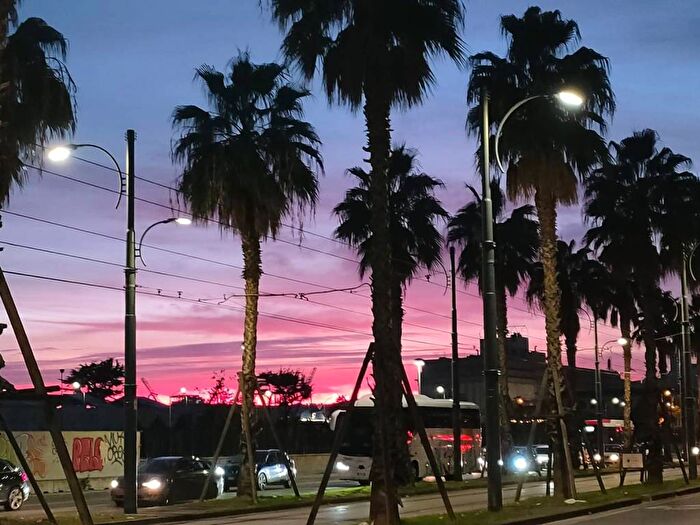 Appartamento bilocale in affitto in Via Amerigo Vespucci, Garibaldi Ferrovia, Napoli