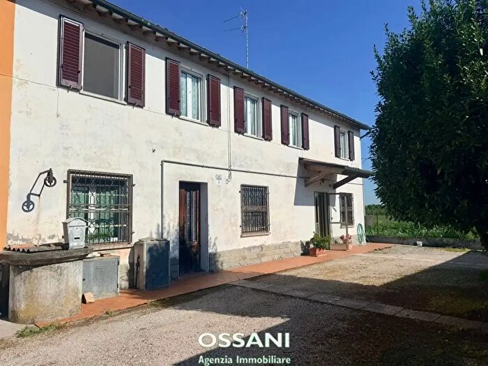 Casa con 5 locali in vendita in Via Quaglia, Faenza
