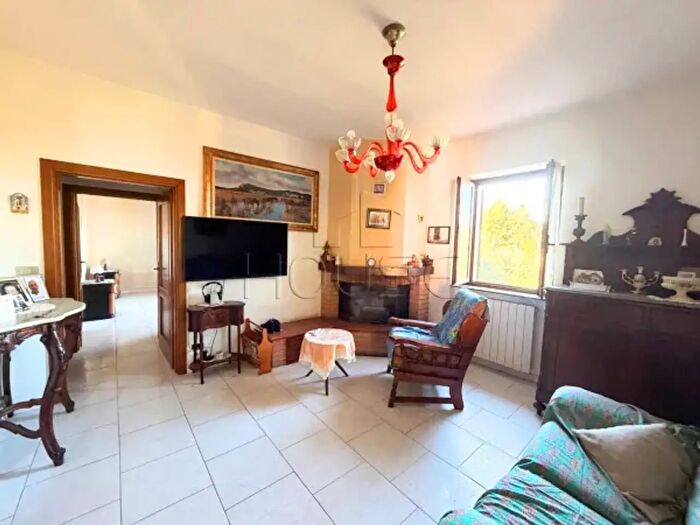 Casa con 6 locali in vendita in Loc San Polo Snc, Arezzo