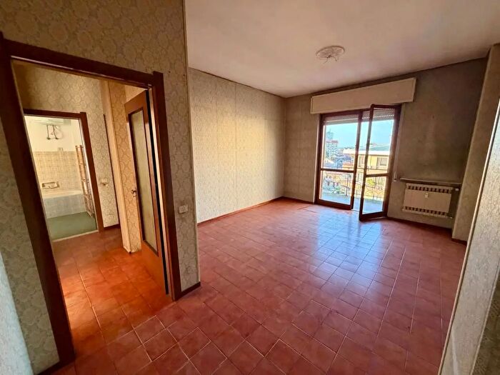 Appartamento trilocale in vendita in Via Deamicis, Mortara
