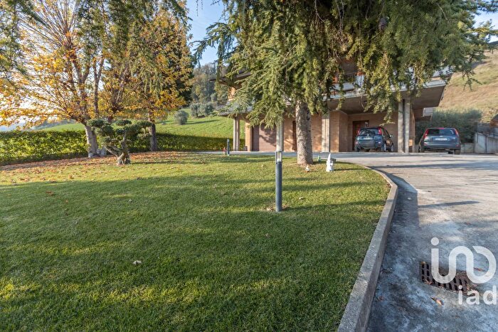 Casa con 7 locali in vendita in Contrada SantAntonio, Petritoli