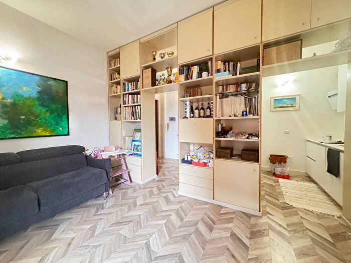 Appartamento bilocale in affitto in Via Gradoli, Tomba di Nerone, Roma