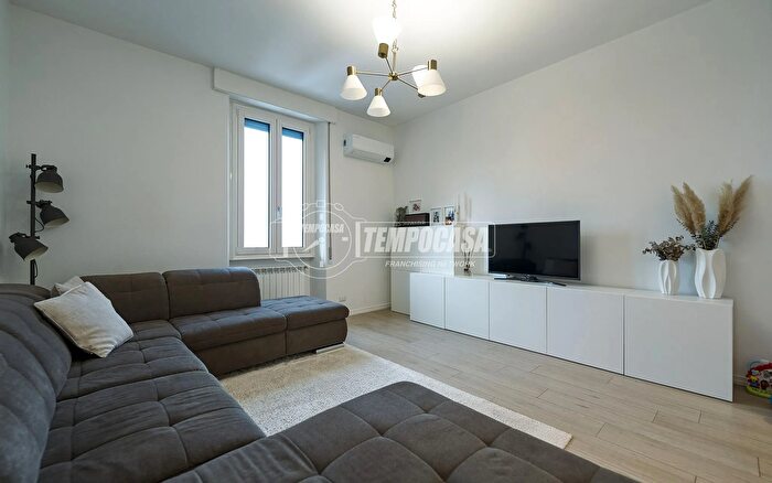 Appartamento trilocale in vendita in Via Cremona, Pieve DOlmi